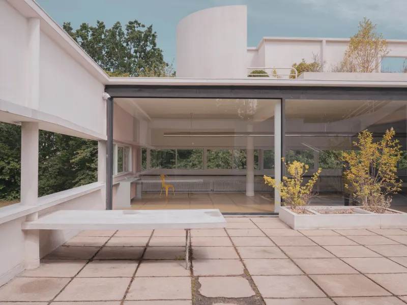 Walls That Breathe: Rethinking the Edge Between Home and Horizon